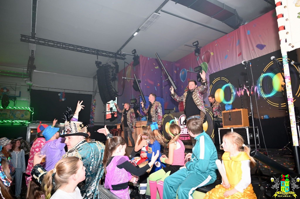 ../Images/Steegfeest XL 147.jpg